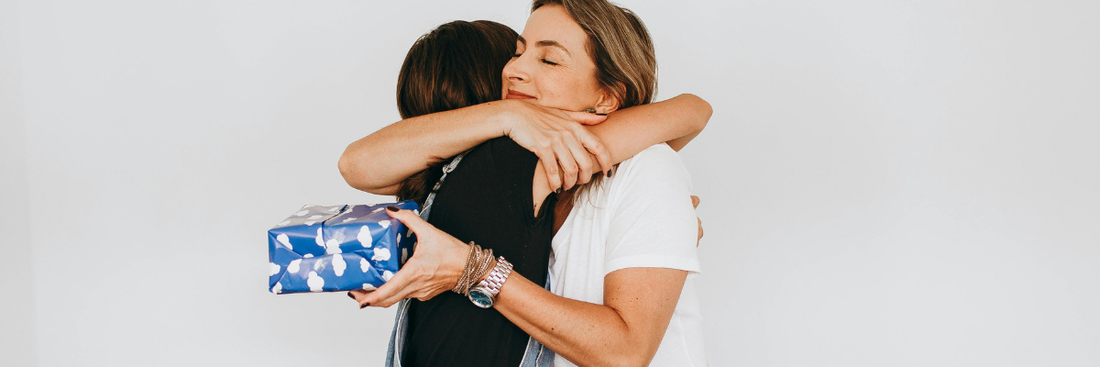 Holiday Gifts for Your Loved One with Hyperhidrosis